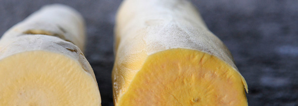 Boiled Cassava with Garlic Lime Sauce