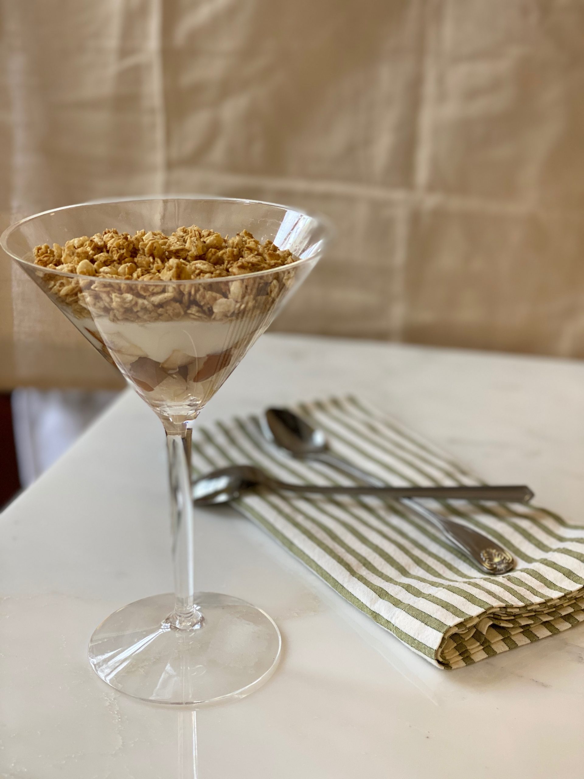 Easy_Pear_Parfait_Photo2_Sage2020