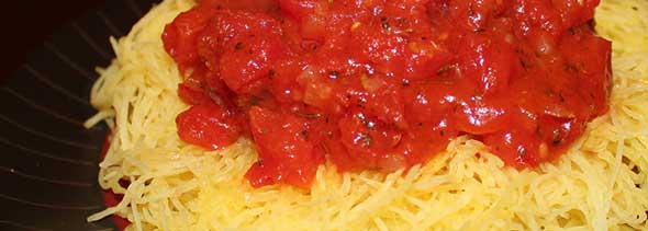 Spaghetti Squash with Tomato Sauce